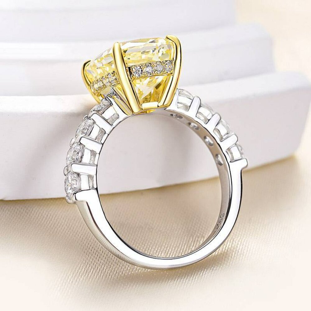 Ring - Picture 3 of 3
